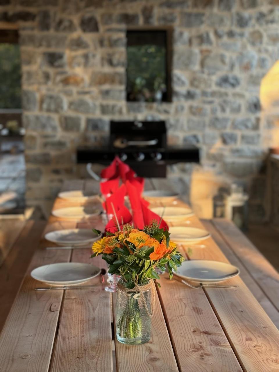 Luxurious Family House With Pool In Ardeche. Villa Les Vans Ngoại thất bức ảnh